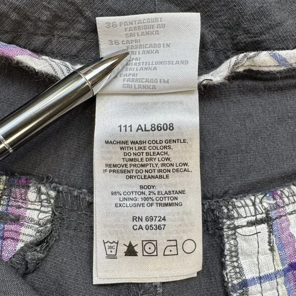 Columbia Womens Gray Cargo Capri Pants Size 4 Pockets Belted Double Button Waist - Picture 15 of 15